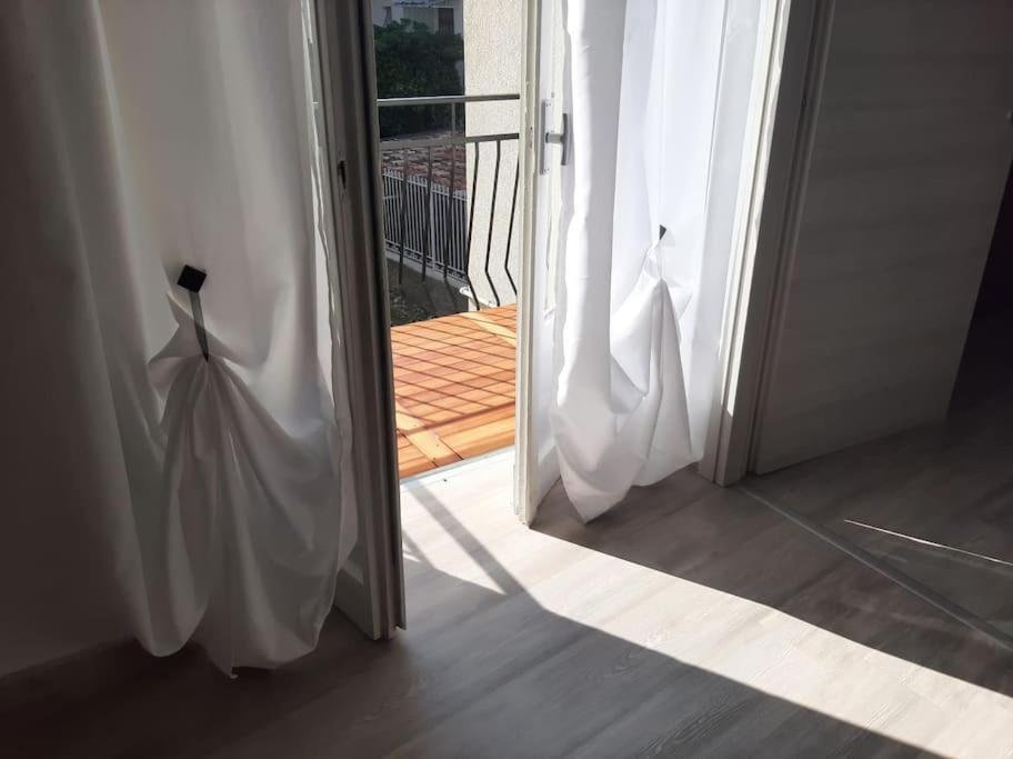 Appartamento Como- Grandate Exterior foto